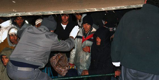 Cerca de 3.000 tunecinos desembarcan en Lampedusa en 48 horas