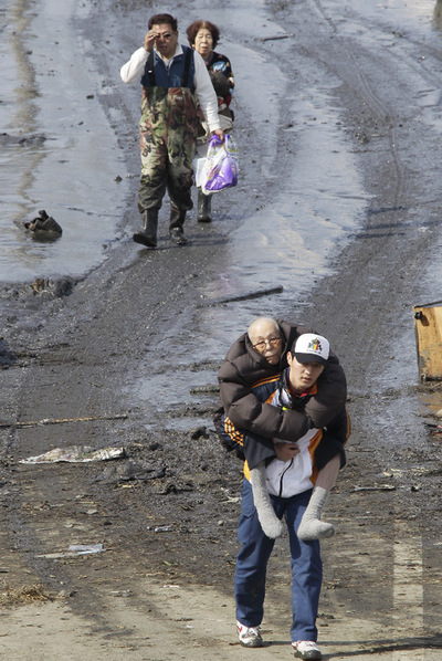 FOTOGALERIA: Evacuados de sus casas