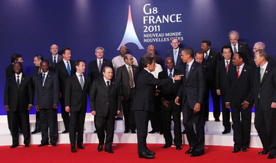 FOTOGALERIA: Sarozy indica a Obama su sitio