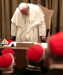 El Papa inaugura el consistorio en el que se perfilará la iglesia del tercer milenio