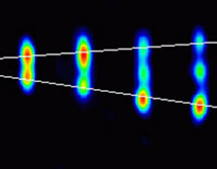 Imagen del polvo y los gases disparados por el agujero negro, publicada en 'Nature'.