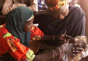 Safiya Husaini, absuelta de adulterio, no será lapidada