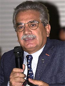 Imagen de archivo del polémico ginecólogo italiano SeverinornAntinori.