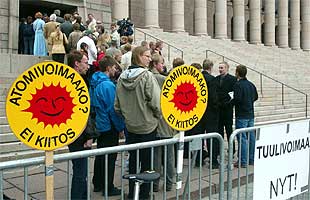 La construcción de una central en Finlandia pone fin al parón nuclear europeo