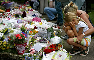 La autopsia de las dos niñas británicas no permite precisar la causa de su muerte