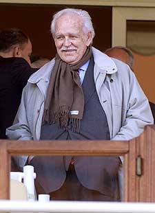 El príncipe Raniero de Mónaco, hospitalizado por una afección pulmonar