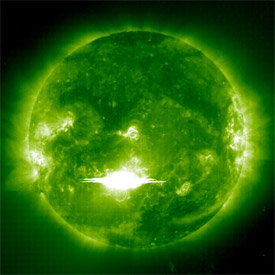 La Tierra seguirá sintiendo hoy los efectos de la tormenta solar