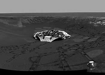Última vista panorámica del cráter que el  Opportunity  acaba de abandonar.