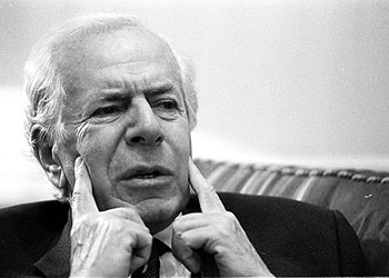 En la imagen, el periodista francés Jean Daniel.