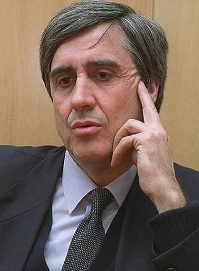 Badiola: "Resulta difícil hacer previsiones sobre futuros casos de vacas locas en España"