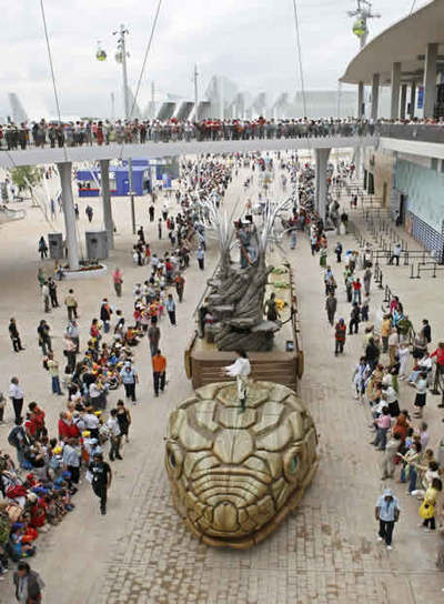 La actuación del Circo del Sol esta mañana en la Expo 2008