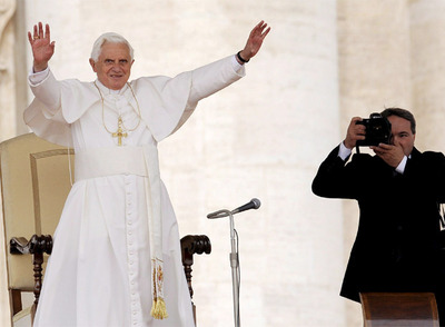 Benedicto XVI exige a la Iglesia irlandesa que haga justicia con las víctimas de abusos