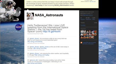 Imagen de la página  web  de Twitter en la que los astronautas de la ISS publican sus impresiones.