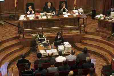 Los trabajadores de Iberia, durante el juicio en la Audiencia de Barcelona