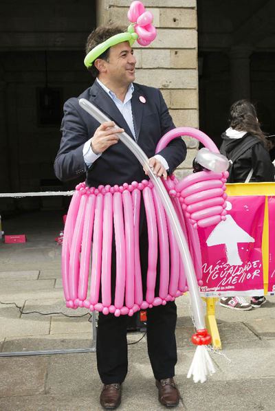 Críticas al consejero de Economía de la Xunta de Galicia por frivolizar el Día de la Mujer