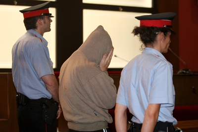 El conocido como 'segundo violador del Eixample', Alejandro Martínez Singul, durante el juicio celebrado esta mañana en la Audiencia de Barcelona