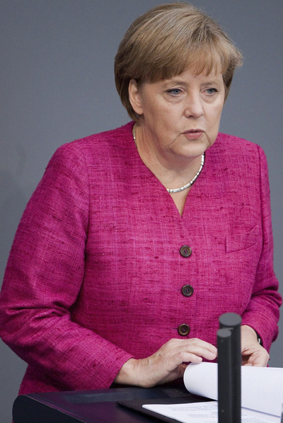 Angela Merkel, interviene ante el Bundestag (Parlamento alemán), en Berlín (Alemania), hoy, jueves 9 de junio de 2011