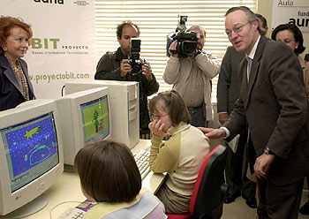 Piqué, durante su visita al colegio de Educación Especial María Corredentora de Madrid.