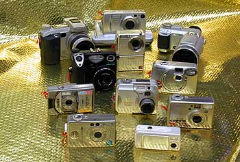 Konica Minolta abandona la fotografía y despedirá a más de 3.000 trabajadores