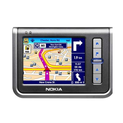 El mayor fabricante mundial de teléfonos móviles, la compañía finlandesa Nokia, ha presentado su primer dispositivo de navegación vía satélite para coches, El Nokia 330, que llegará a Europa antes de que acabe el año, tendrá un precio de entre 600 y 700 euros, permite escuchar música y ver fotos, pero no funciona como teléfono.