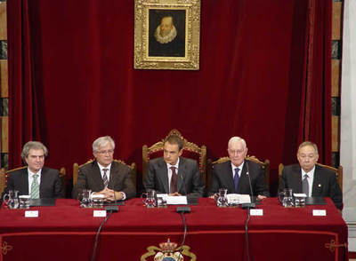 El español ya tiene identidad en Internet