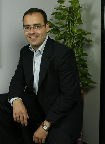 Google ficha a un alto ejecutivo de Yahoo para dirigir su filial española