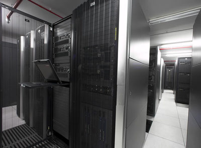 Finis Terrae rompe la frontera de la supercomputación gallega