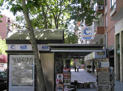 Una telaraña de quioscos de prensa para tejer una ciudad Wifi