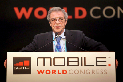 Alierta abre la vía de un acuerdo con Google para financiar las nuevas redes