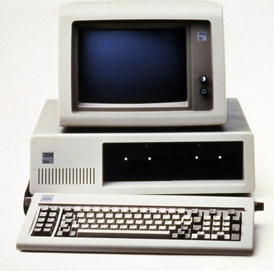 Primer ordenador personal de IBM en 1981.